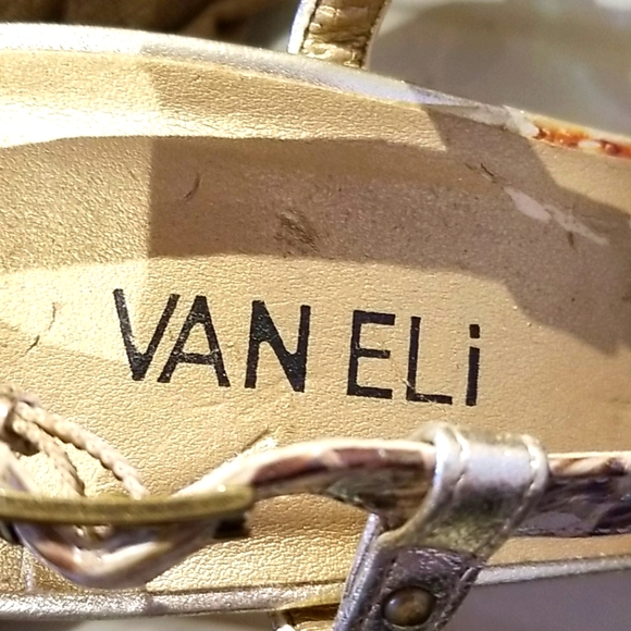 Woman's  Fashion Sandals - Picture 11 of 11